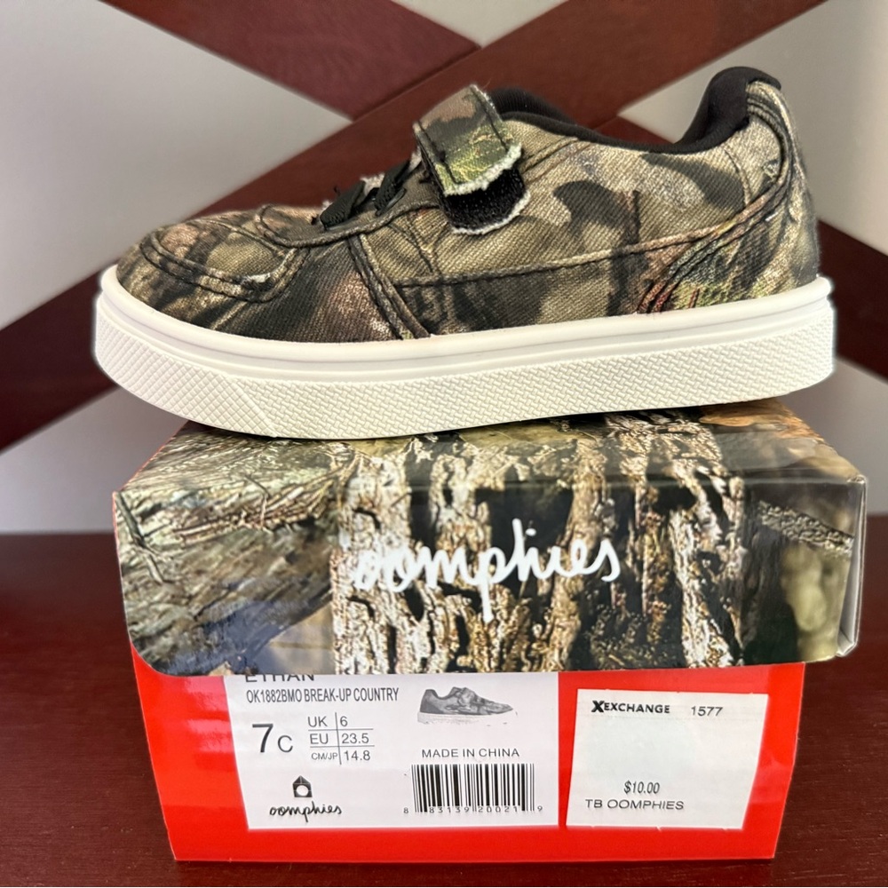 Oomphies Camouflage Sneakers